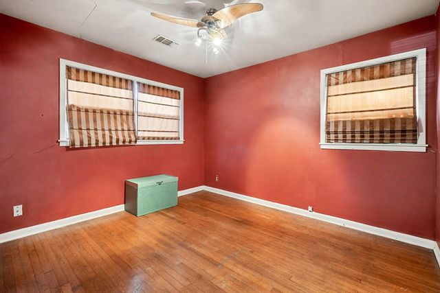 703 Lloyd Drive, Baytown, TX 77521