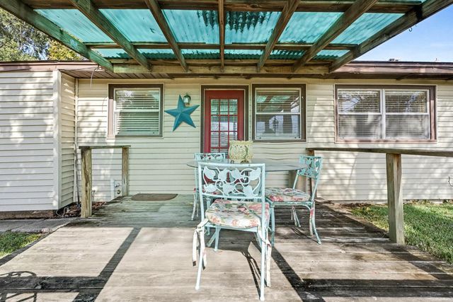 703 Lloyd Drive, Baytown, TX 77521