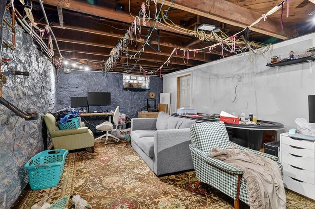 4705 Reinhardt Drive, Roeland Park, KS 66205