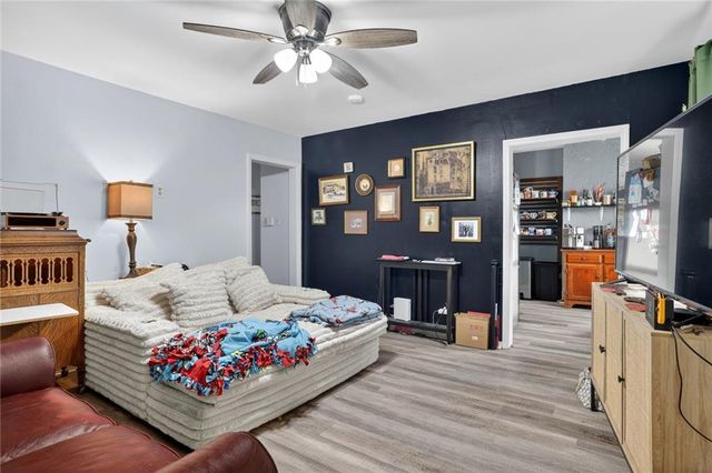 4705 Reinhardt Drive, Roeland Park, KS 66205