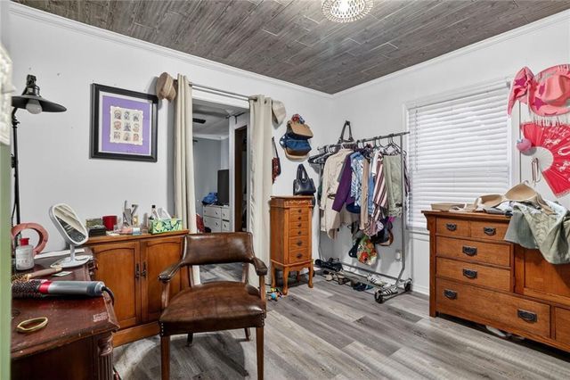 4705 Reinhardt Drive, Roeland Park, KS 66205