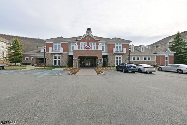 5206 Warrens Way 5206, Wanaque Boro, NJ 07465