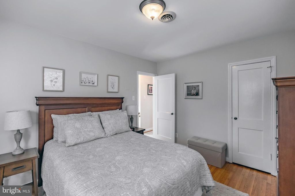 2321 BRYN MAWR AVE, Ardmore, PA 19003