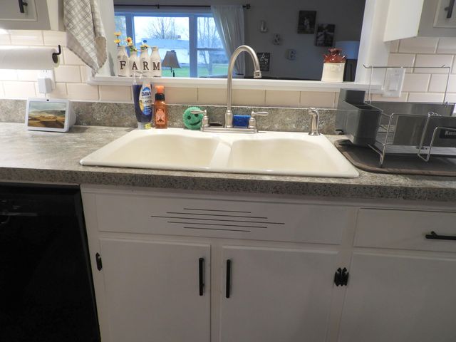 37 Ashline Drive, Champlain, NY 12919