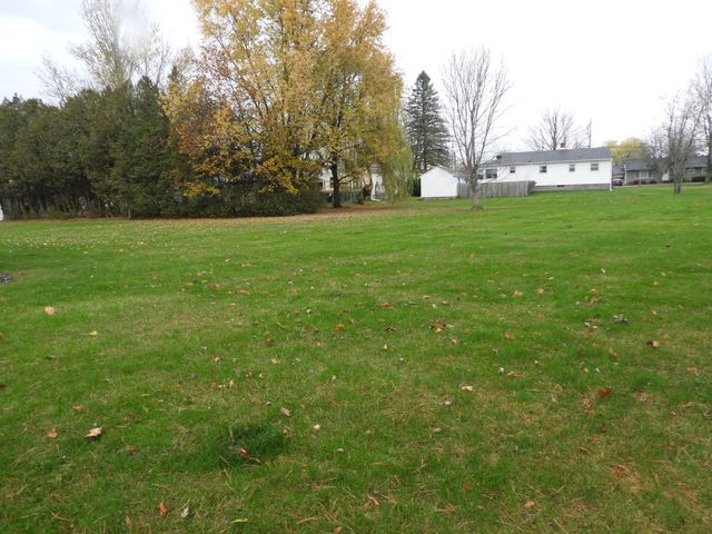 37 Ashline Drive, Champlain, NY 12919