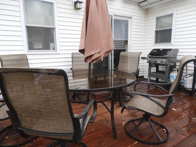 37 Ashline Drive, Champlain, NY 12919