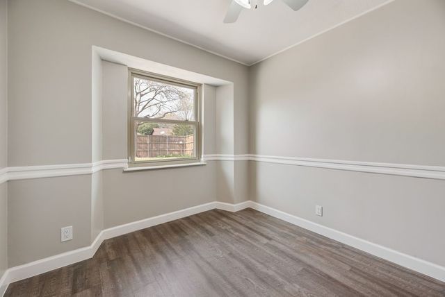 1803 Eastgate Drive, Terrell, TX 75160