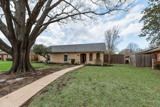 1803 Eastgate Drive, Terrell, TX 75160