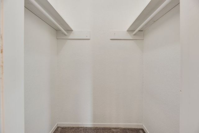 1803 Eastgate Drive, Terrell, TX 75160