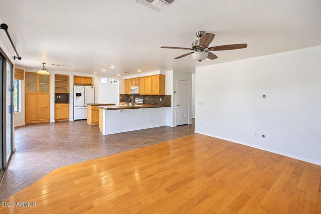 33251 N SYMER Drive, Cave Creek, AZ 85331