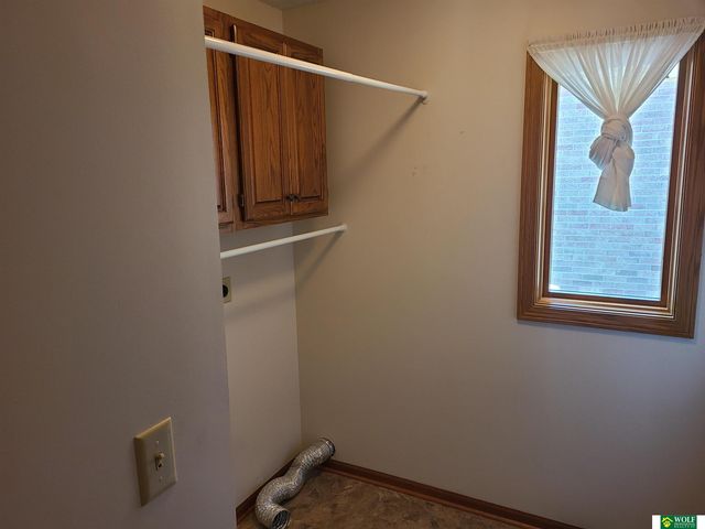 5644 Enterprise Drive, Lincoln, NE 68521