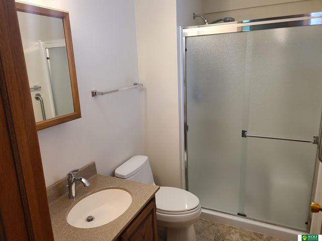 5644 Enterprise Drive, Lincoln, NE 68521