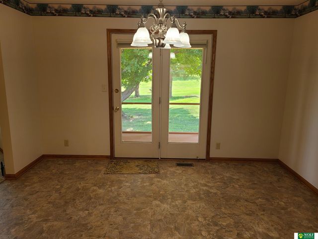 5644 Enterprise Drive, Lincoln, NE 68521