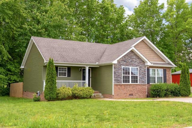 107 Tanesha Ct, Portland, TN 37148