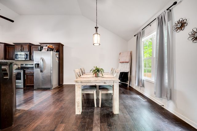 107 Tanesha Ct, Portland, TN 37148