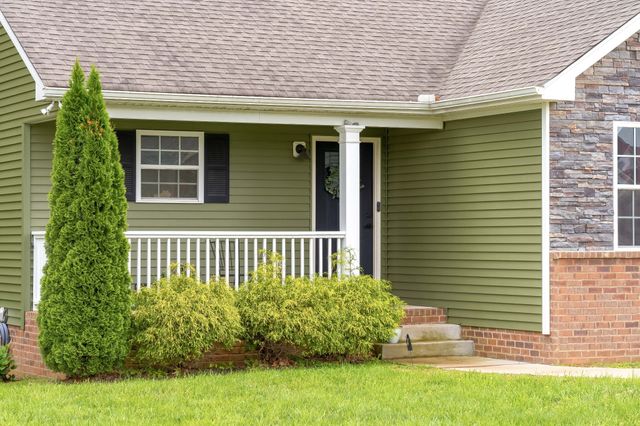 107 Tanesha Ct, Portland, TN 37148