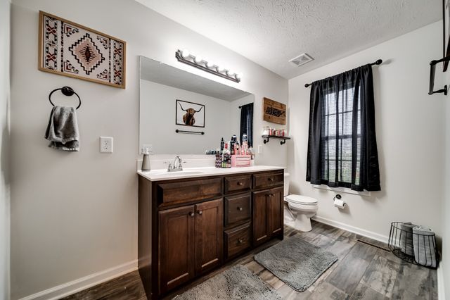 107 Tanesha Ct, Portland, TN 37148