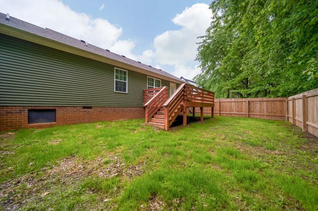 107 Tanesha Ct, Portland, TN 37148