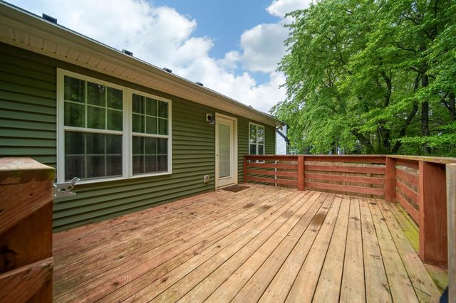 107 Tanesha Ct, Portland, TN 37148