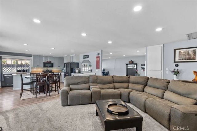 2291 N Marter Court, Simi Valley, CA 93065