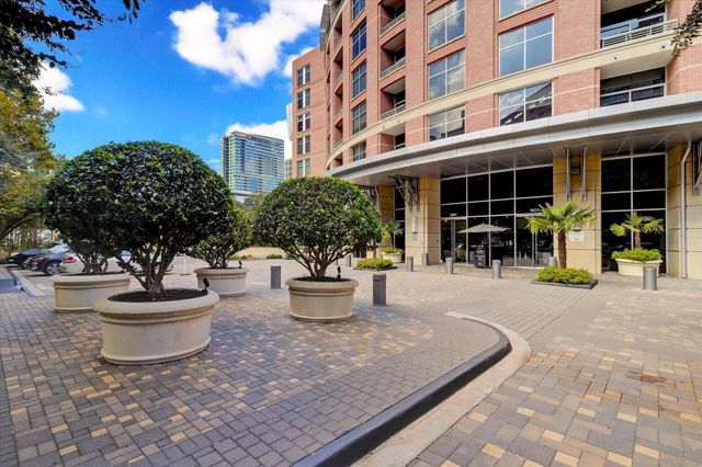 1901 Post Oak Boulevard 303, Houston, TX 77056