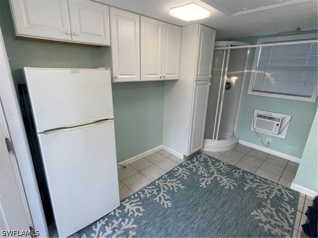 10095 Parkwood DR, Fort Myers, FL 33905