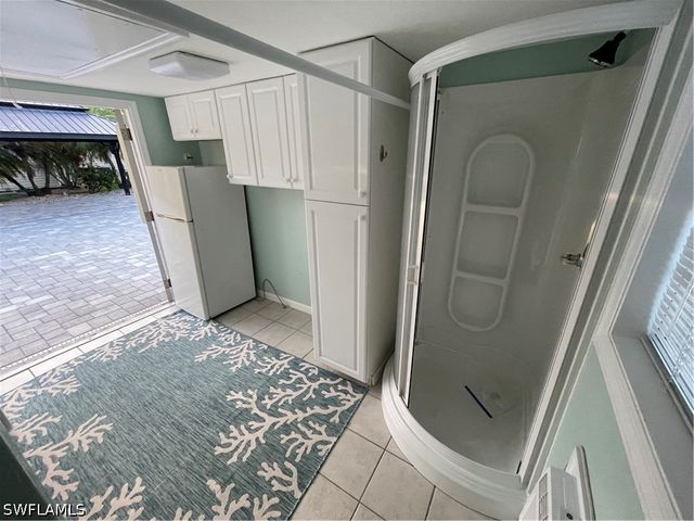 10095 Parkwood DR, Fort Myers, FL 33905