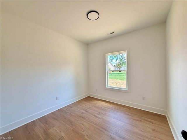 406 Dobson Street, Kernersville, NC 27284