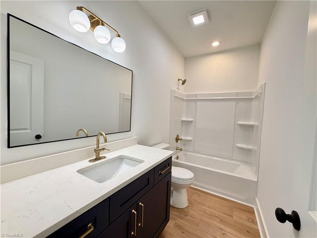 406 Dobson Street, Kernersville, NC 27284