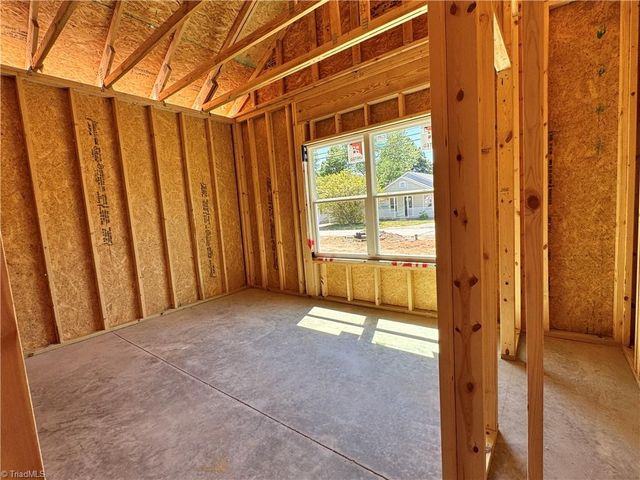 406 Dobson Street, Kernersville, NC 27284