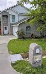 6011 Balbo Street, Houston, TX 77091