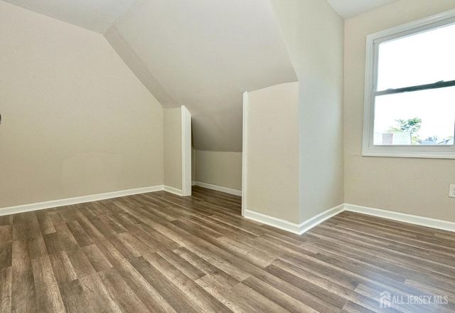 186 N 17th Street 2, East Orange, NJ 07017