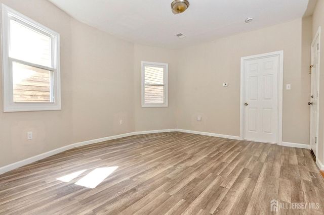 186 N 17th Street 2, East Orange, NJ 07017