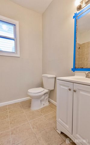 186 N 17th Street 2, East Orange, NJ 07017