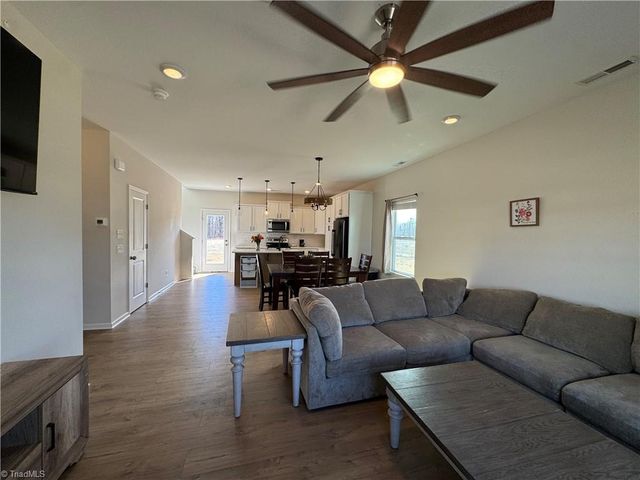 162 Lyla Lane, Lexington, NC 27292