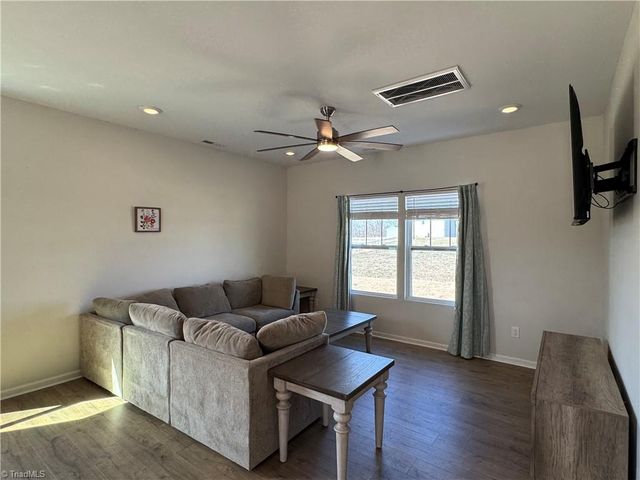 162 Lyla Lane, Lexington, NC 27292