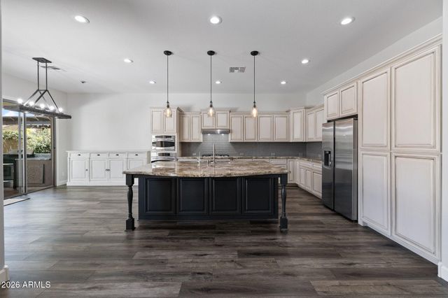 3941 E NOLAN Drive, Chandler, AZ 85249