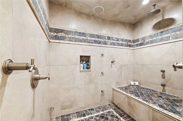 1688 Dwight, Redlands, CA 92373
