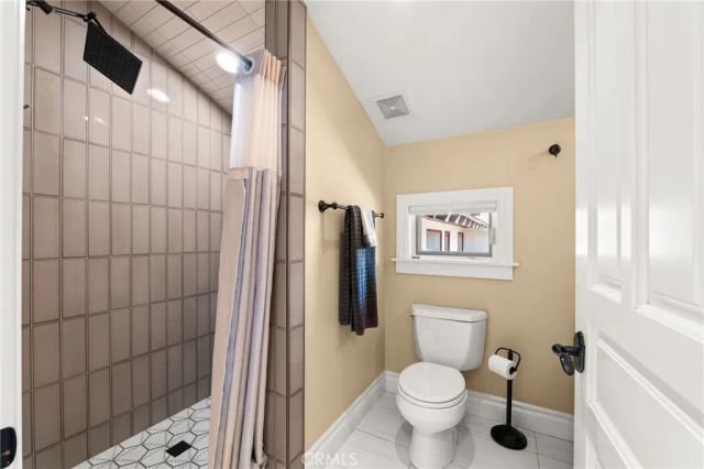 1688 Dwight, Redlands, CA 92373