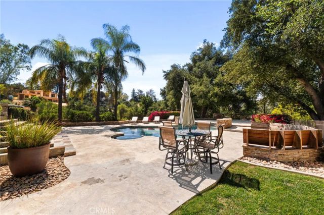 1688 Dwight, Redlands, CA 92373