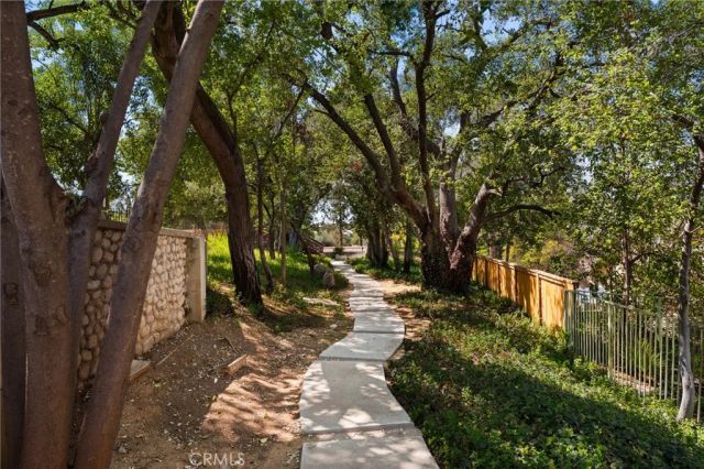 1688 Dwight, Redlands, CA 92373