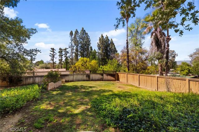 1688 Dwight, Redlands, CA 92373