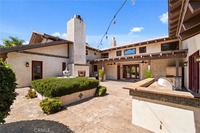 1688 Dwight, Redlands, CA 92373