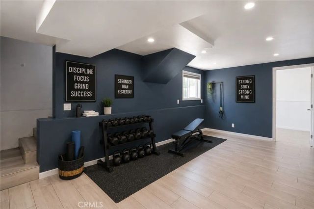 904 E Edgecomb, Covina, CA 91724