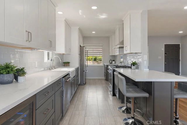 904 E Edgecomb, Covina, CA 91724