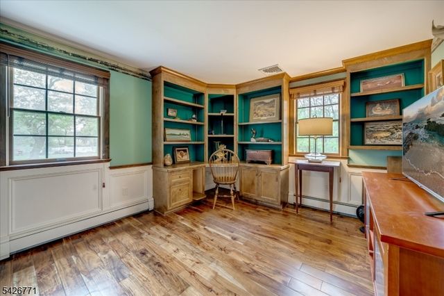 315 Morristown Rd, Long Hill Twp., NJ 07933