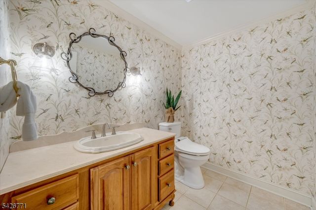 315 Morristown Rd, Long Hill Twp., NJ 07933