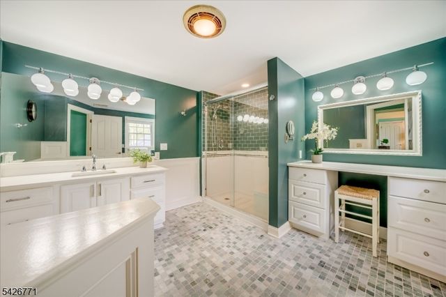 315 Morristown Rd, Long Hill Twp., NJ 07933