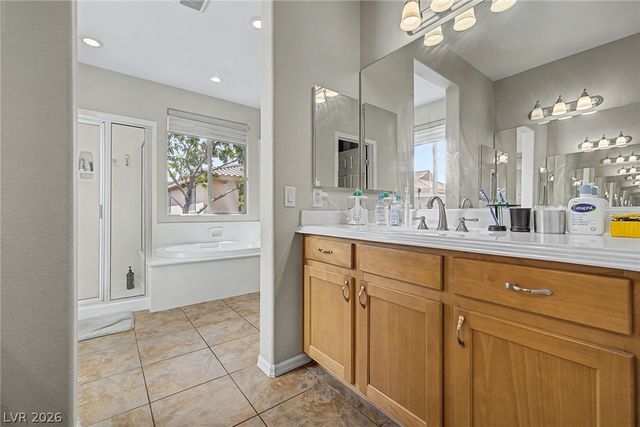 1045 Via Canale Drive, Henderson, NV 89011