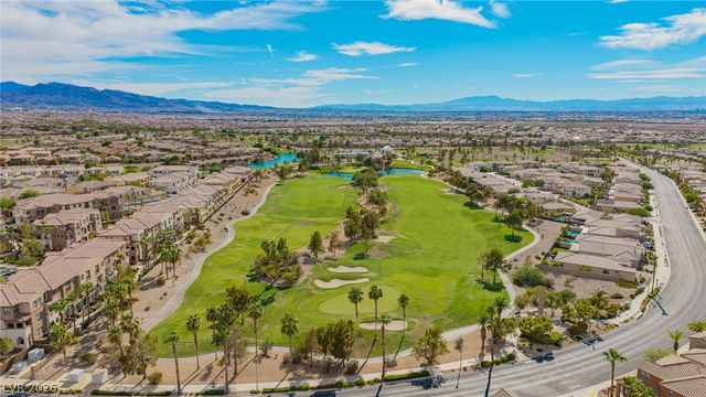 1045 Via Canale Drive, Henderson, NV 89011